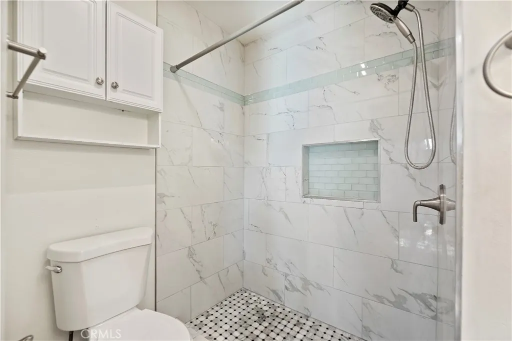 147 W Acacia Avenue Unit home-pic-33